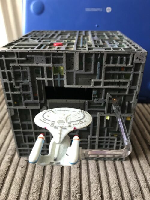 Star Trek The Next Generation BORG SHIP 1994 by Playmates Lights And Sounds