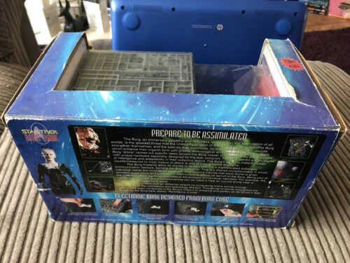 Star Trek The Next Generation BORG SHIP 1994 by Playmates Lights And Sounds